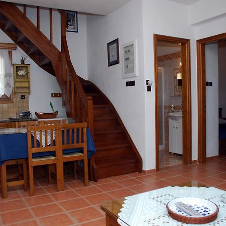 Steni Vala Alonissos Vila Elena 1Astoning View מראה חיצוני תמונה