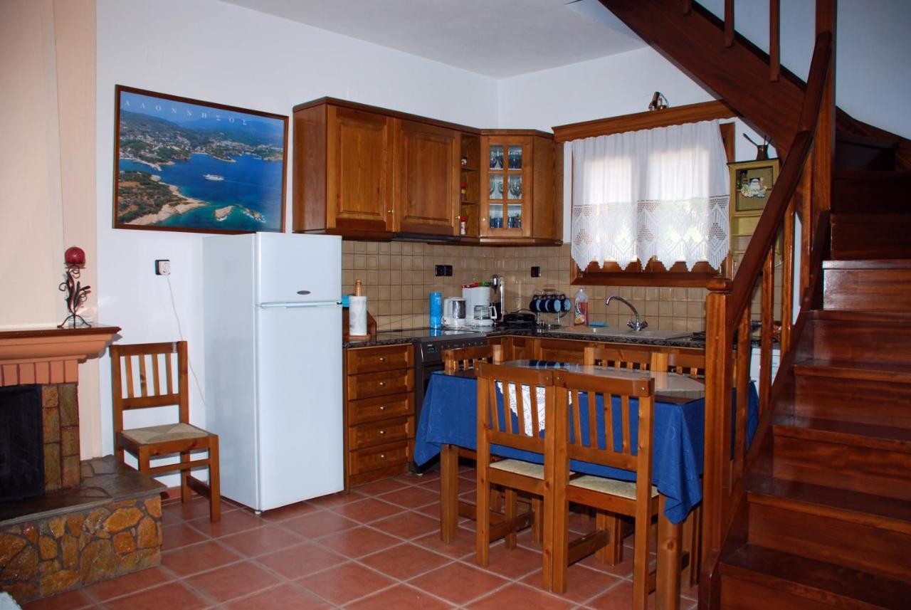 Steni Vala Alonissos Vila Elena 1Astoning View מראה חיצוני תמונה